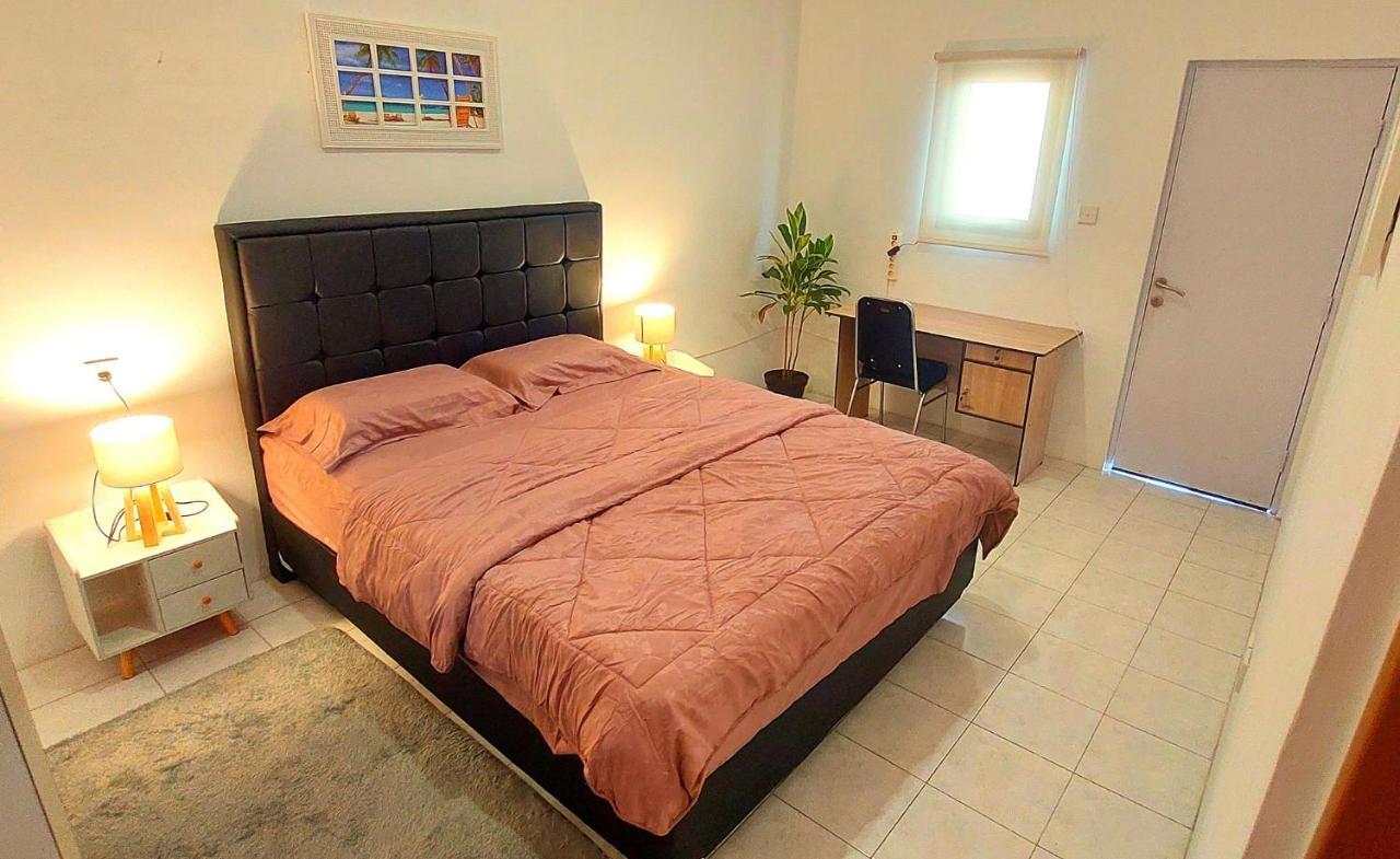 Hustay Guest House - Canggu Экстерьер фото